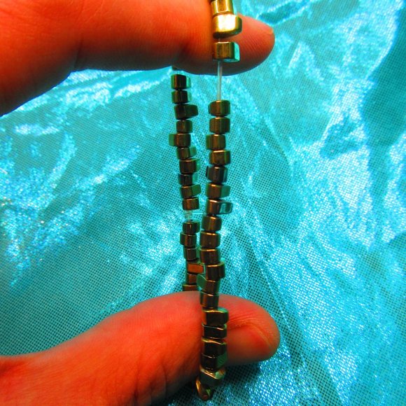 Gold Titanium Hematite Nuggets 7" Stretchy Gemstone Bracelet - Picture 3 of 3